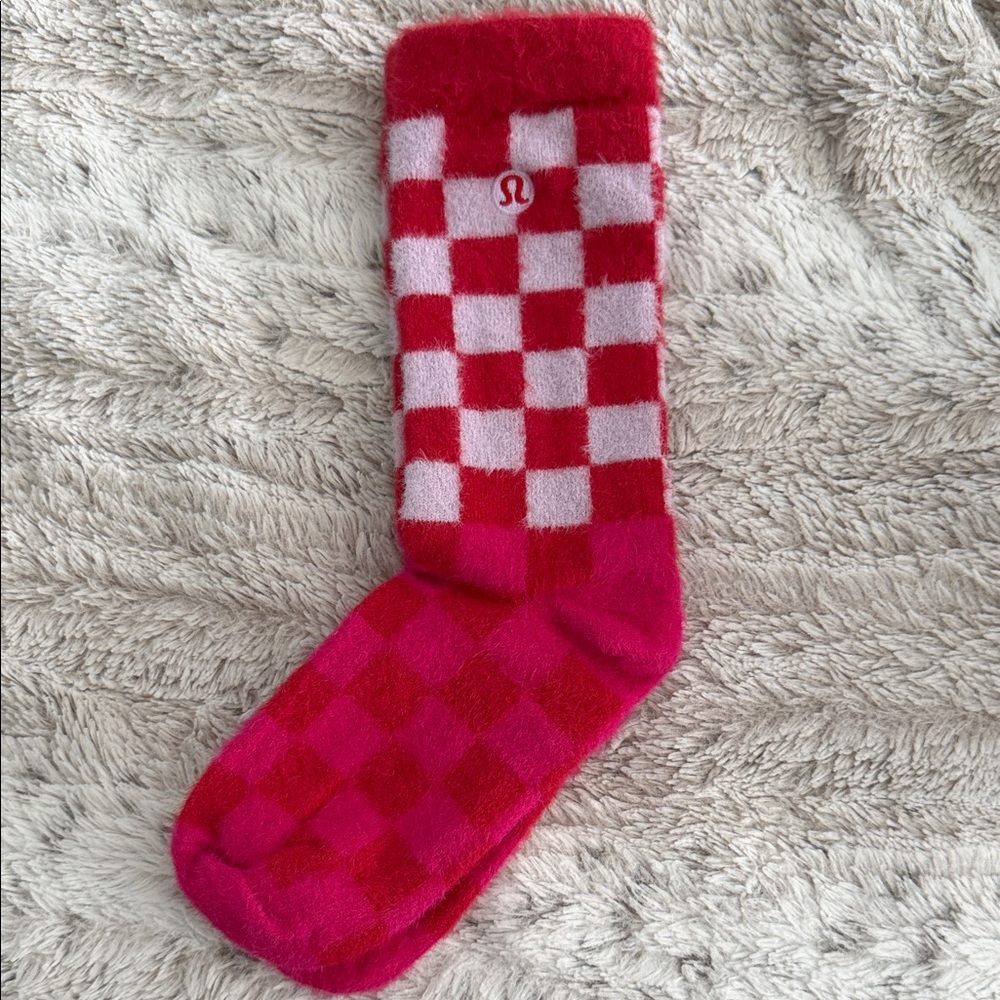 Lululemon Red and Pink Checkered Fuzzy Socks New never wore